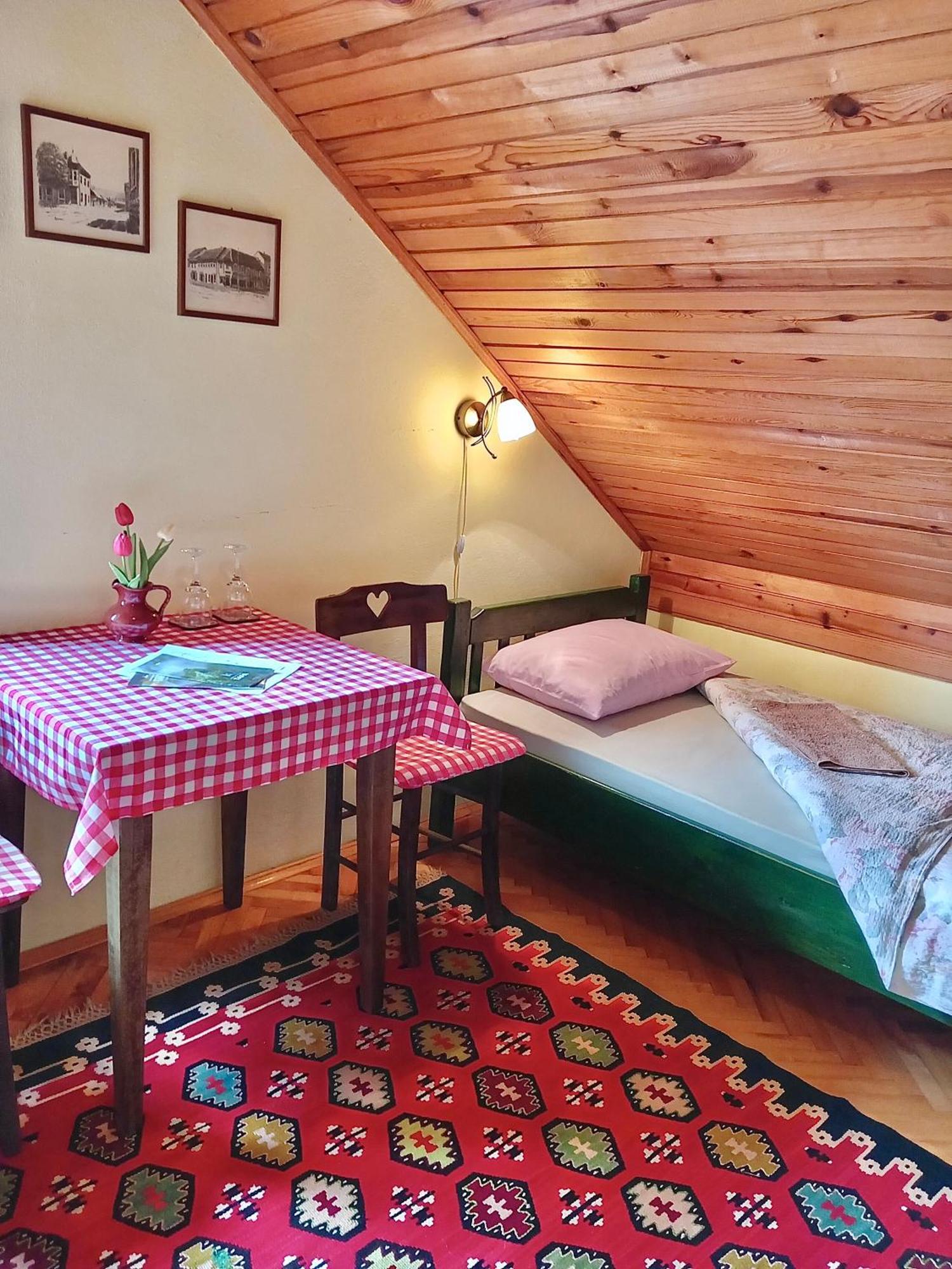 Putnicka Kuca Kod Dragane Hotel Bajina Basta Exterior foto